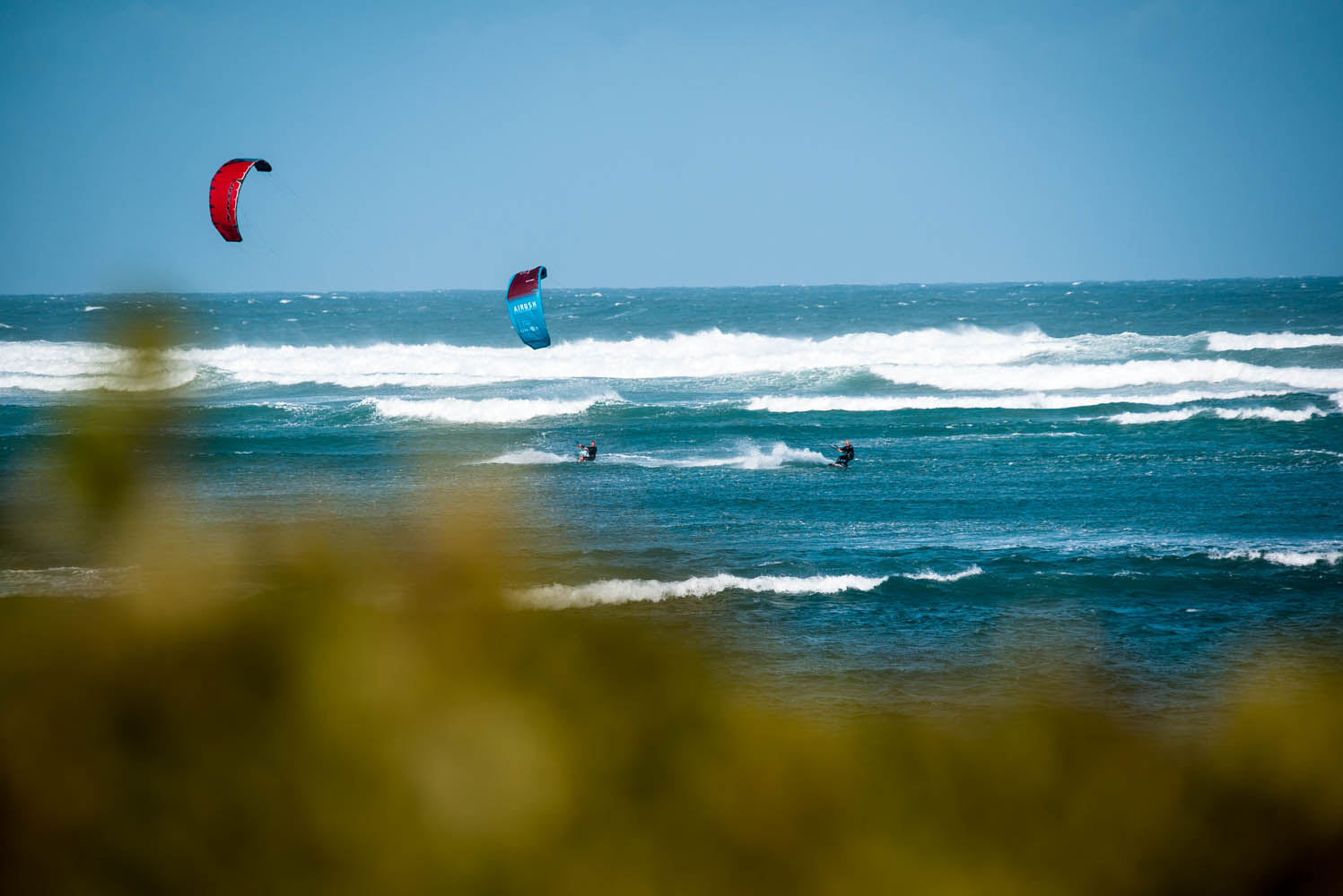 Kitesurfers Cannon Rocks